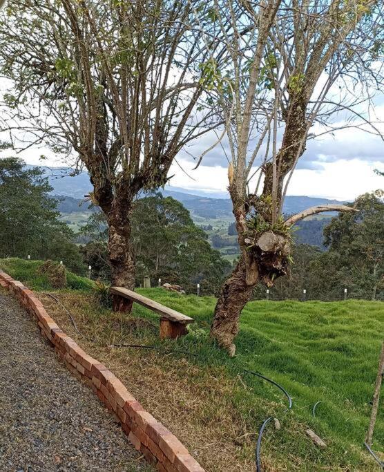 Hermosa Casa Campestre Moderna "Rancho La Marina" Chiquinquirá Exteriér fotografie